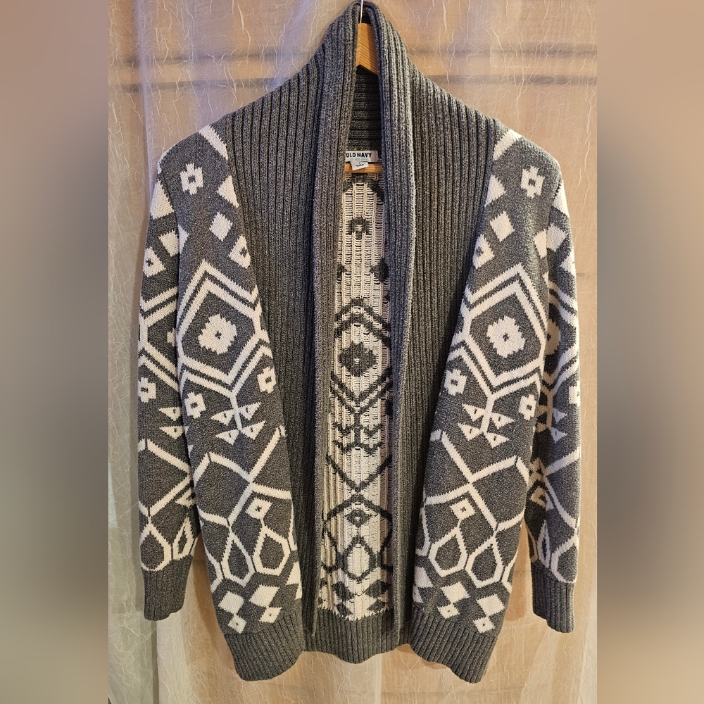 Old Navy HEAVY Boho Charcoal and Ivory Knit Sweater